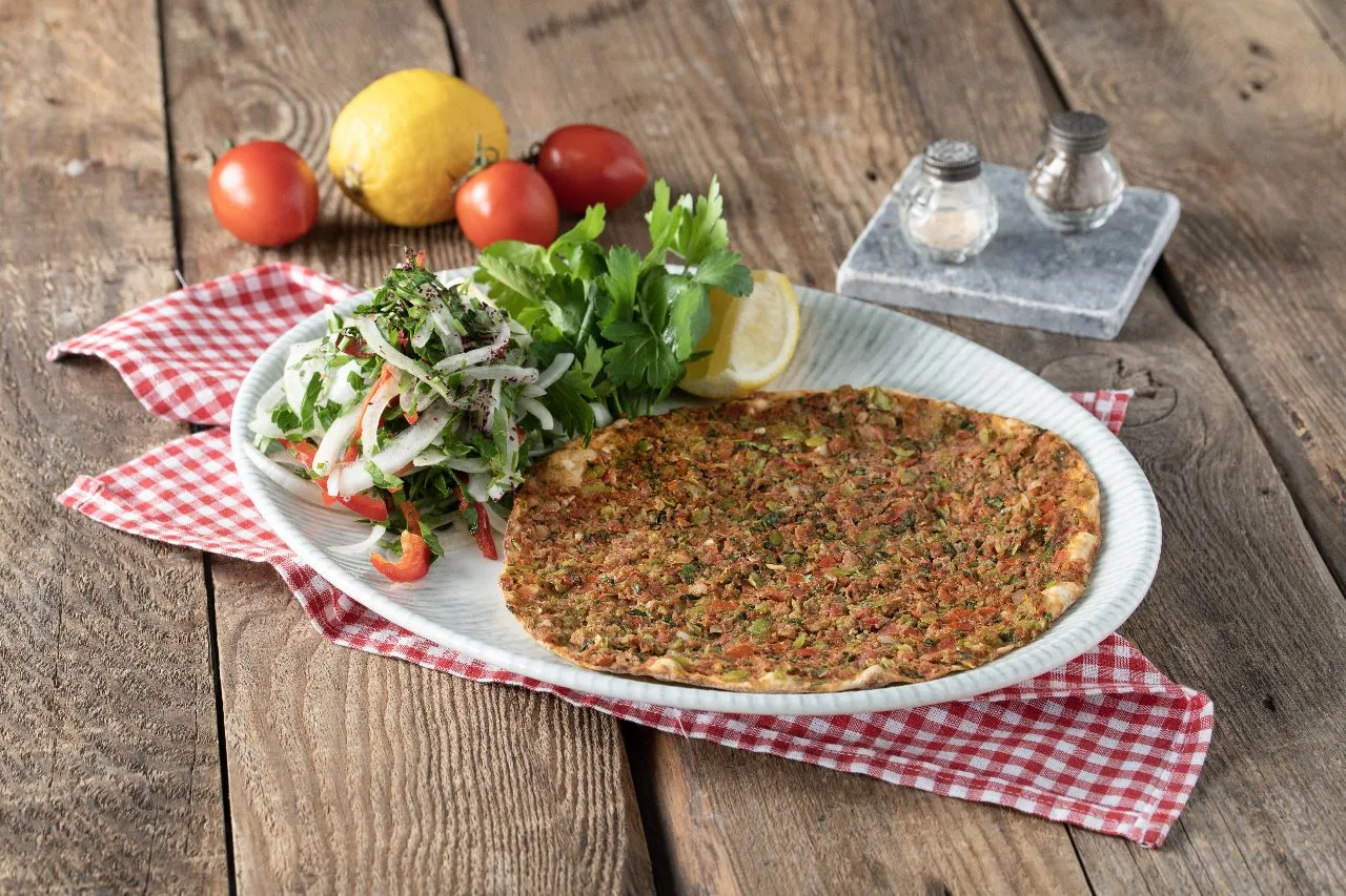 FINDIK LAHMACUN